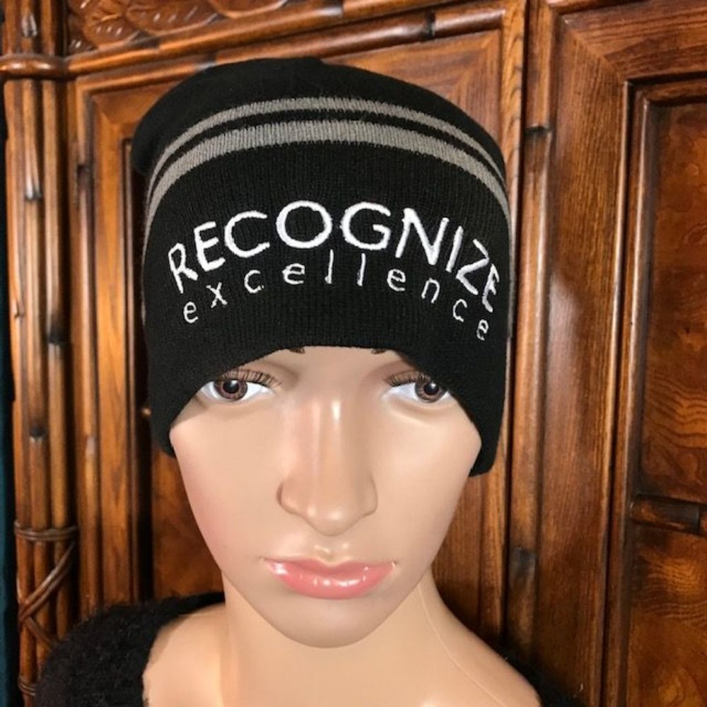 ‘RECOGNIZE EXCELLENCE' Embroidered Black Cotton Blend Knit Hat
